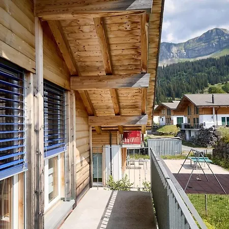 Alpehytte Panorama Kunterbunt Brienz